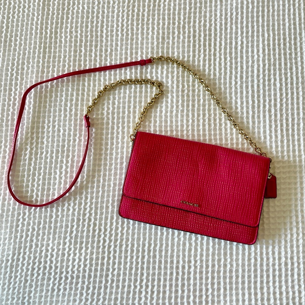 Vintage Pink Coach Crossbody Chain Purse